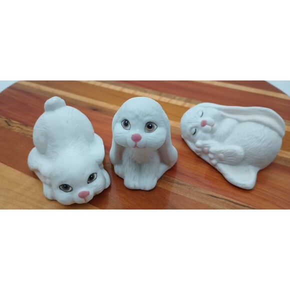 Vtg Trio Of White Bunny Figurines Long Ears Sleepy Cute Easter Spring Cute - Picture 1 of 7